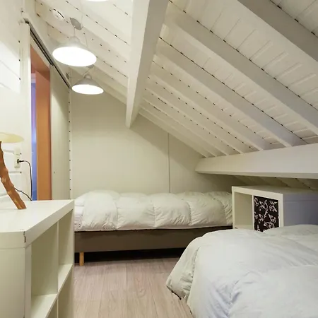 Prázdninový dům Cozy With Jacuzzi And Sauna In Ovifat *