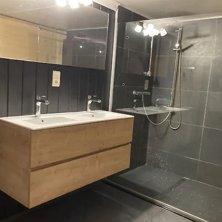 Cozy With Jacuzzi And Sauna In Ovifat Prázdninový dům Longfaye