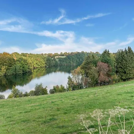 Cozy With Jacuzzi And Sauna In Ovifat